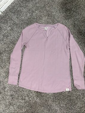 L.L. Bean Mauve Waffle V-Notch Thermal Top